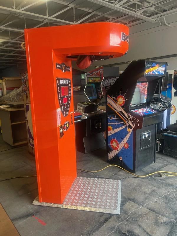BOXER ARCADE BOXING MACHINE (Excellent Condition) *RARE* - 4