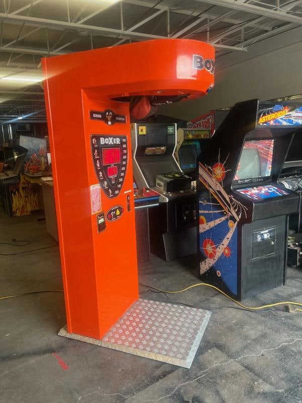 BOXER ARCADE BOXING MACHINE (Excellent Condition) *RARE* - 5