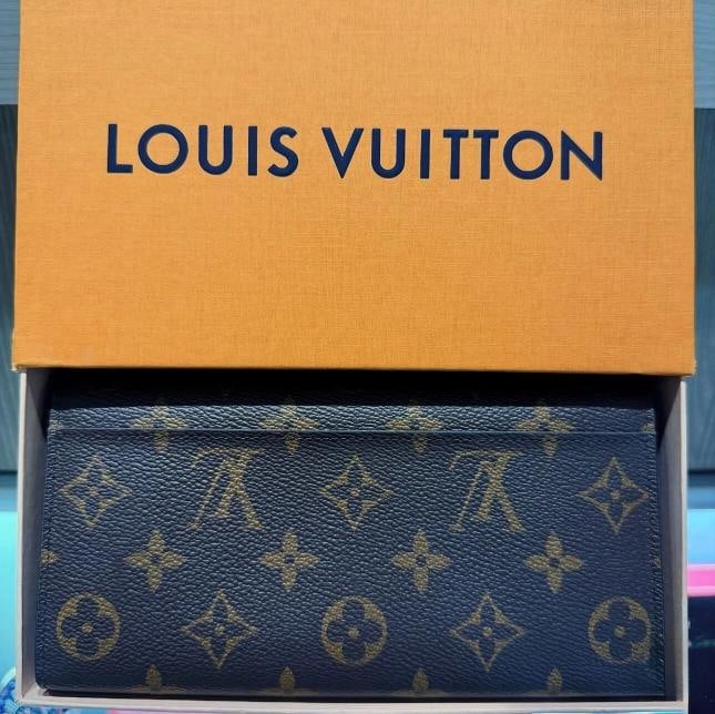 Louis Vuitton Sarah Wallet Monogram - 2