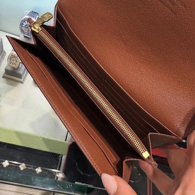 Louis Vuitton Sarah Wallet Monogram - 6