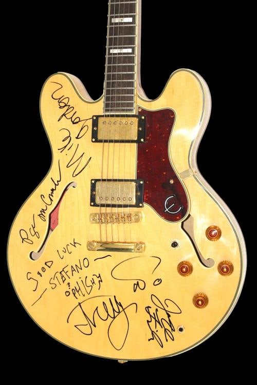 PHISH: Trey Anastasio, Jon Fishman, Mike Gordon & Page McConnell Signed Guitar (JSA): Object Type: Guitar & Guitar Pick,Industry: Music,Original/Reproduction: Original,Autograph Authentication: James Spence (JSA),Country of Origin: United States,Signed: Yes,Country/Region of Manufa