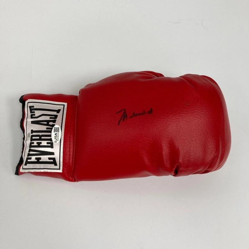 Muhammad Ali Signed Everlast Boxing Glove JSA COA - 3