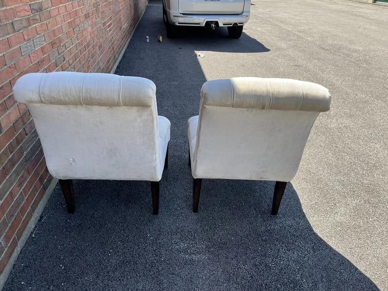 Pair of Custom Upholstered High End Tufted Accent Chairs Orig MSRP $3500 each - 4