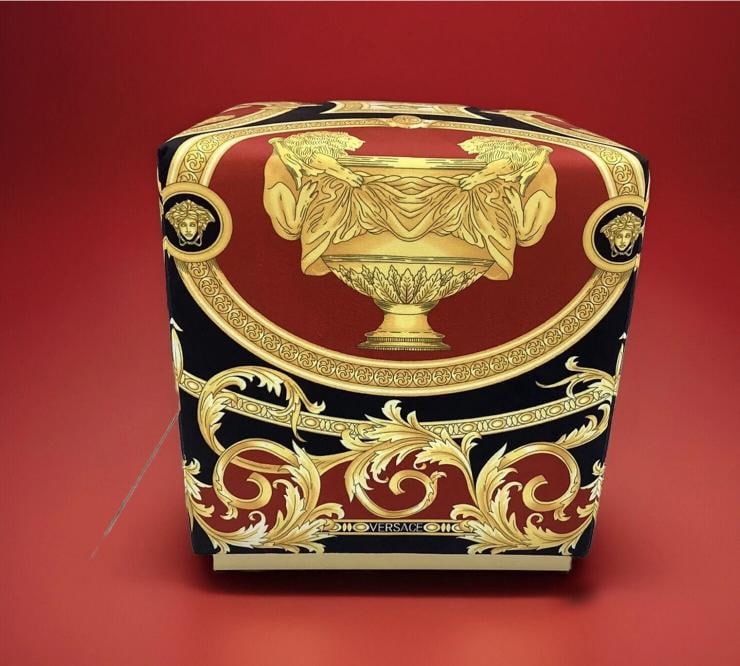 VERSACE CUSTOM MADE CUBE OTTOMAN LION AND URN PRINT UPOLSTERY FABRIC 19Ã¢â‚ - 2