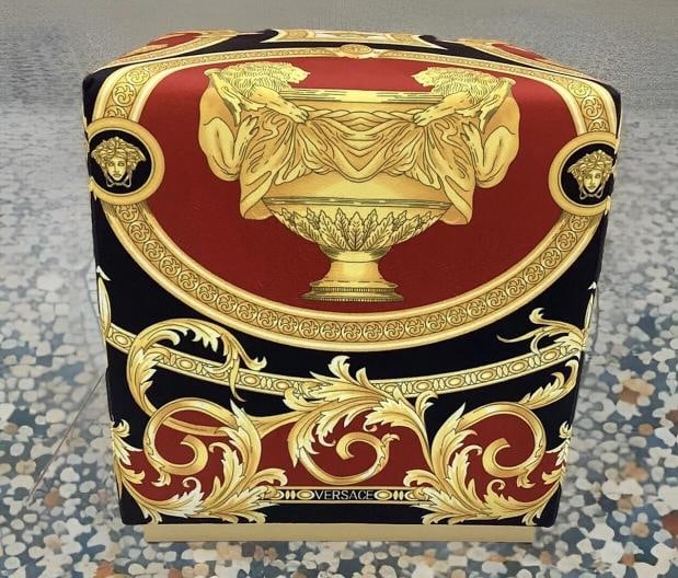 VERSACE CUSTOM MADE CUBE OTTOMAN LION AND URN PRINT UPOLSTERY FABRIC 19Ã¢â‚ - 4