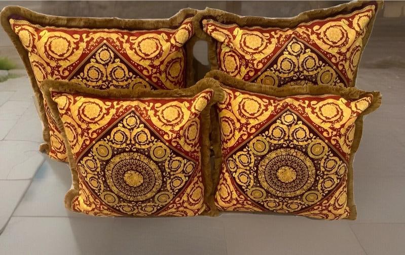 ATELIER VERSACE CUSTOM MADE SET OF 4 PILLOWS 2-SZ18Ã¢â‚¬Â18 - 2