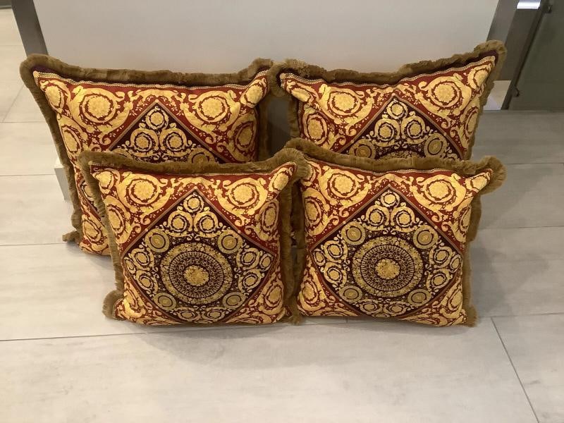 ATELIER VERSACE CUSTOM MADE SET OF 4 PILLOWS 2-SZ18Ã¢â‚¬Â18 - 9