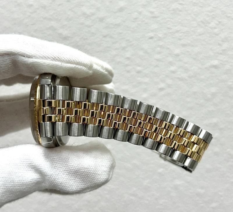 Rolex Date 15053 34mm Silver Dial 18k Yellow Gold Stainless Steel Jubilee - 4