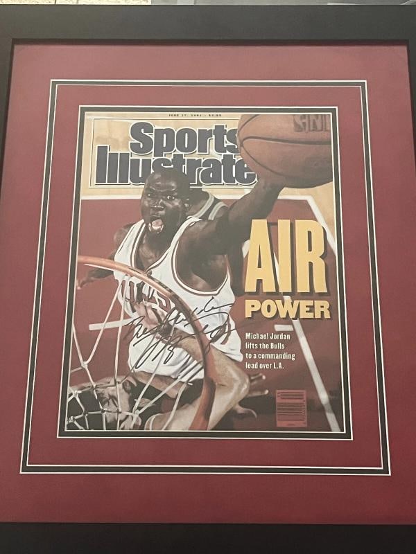 Michael Jordan signed Framed Photo JSA LOA Bulls Basketball Inscribed Auto - 10