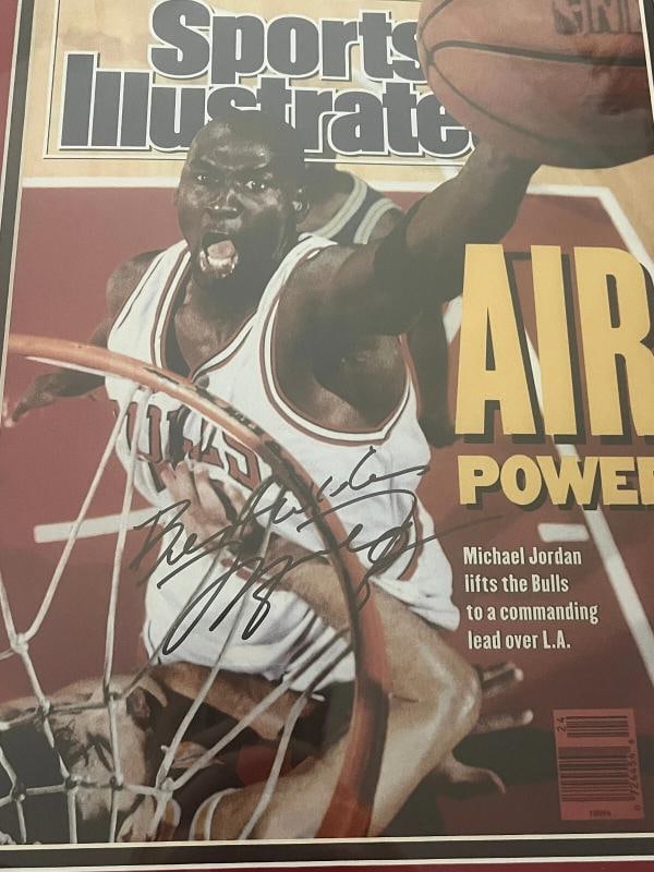 Michael Jordan signed Framed Photo JSA LOA Bulls Basketball Inscribed Auto - 11
