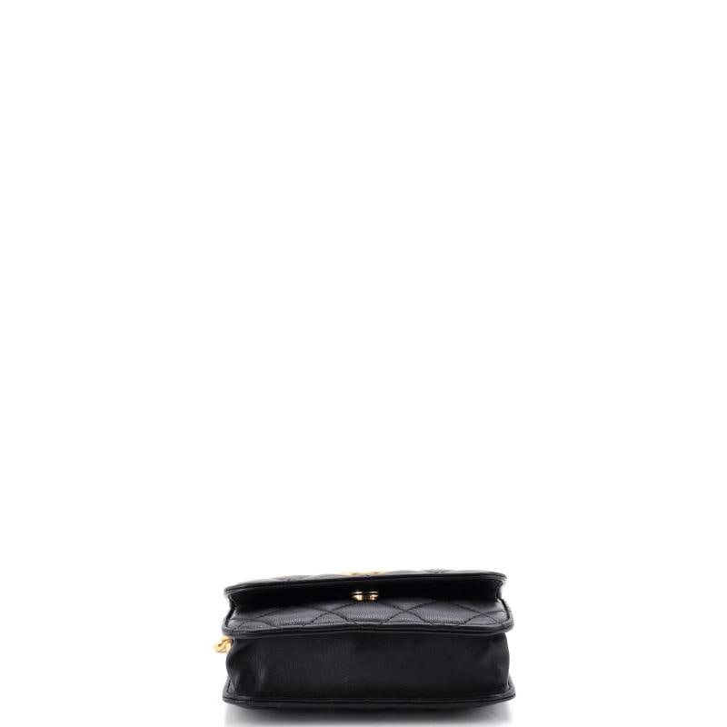 Chanel Sweet Camellia Flap Clutch with Chain Quilted Lambskin Mini - 4