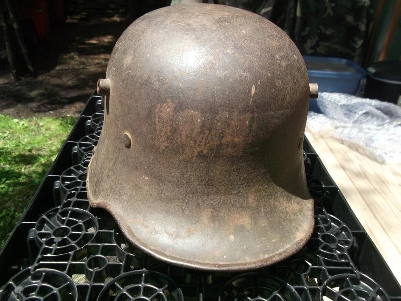 Original WW1 German M17 Helmet: Condition: Used,Conflict: WW I (1914-18),Original/Reproduction: Original,Theme: Militaria,Region of Origin: Germany,Country of Origin: Germany