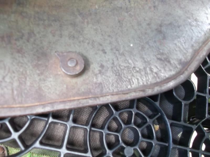 Original WW1 German M17 Helmet - 9
