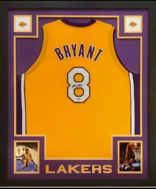 Kobe Bryant Signed Framed Los Angeles Lakers Jersey (PSA): Player: Kobe Bryant,Sport: Basketball,Signed: Yes,Original/Reprint: Original,Autograph Authentication: Professional Sports Authenticator (PSA),Product: Jersey,Team: Los Angeles Lakers,Country of