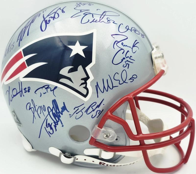 2005 Patriots Team Auto Silver Full Size Authentic Helmet 29 Sigs Tom Brady /350: Signatures include Tom Brady, Branch, Bruschi, Brown, McGinest, Vrabel, and Samuel.. Player: 2005 New,Team: New England Patriots,Sport: Football-NFL,Product: Helmet,Signed: Yes,Autograph