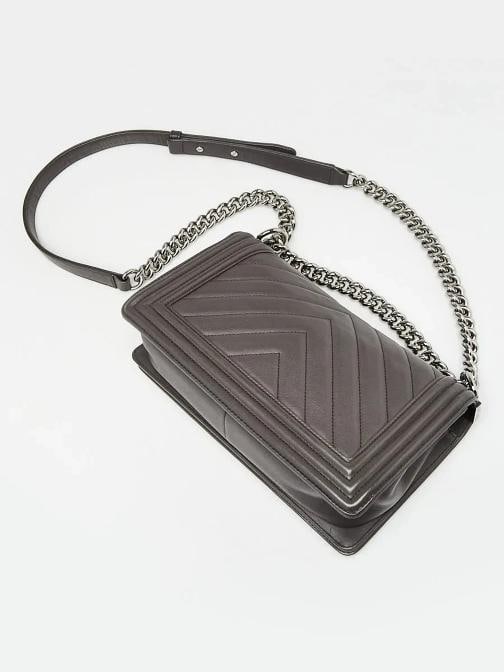 Chanel Grey Chevron Quilted Leather Medium Boy Bag - 3