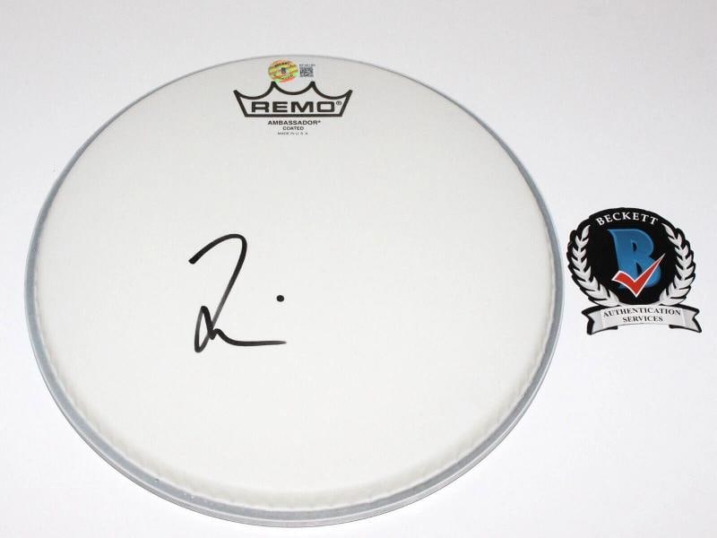 TAYLOR HAWKINS FOO FIGHTERS DRUMMER SIGNED REMO 10" DRUMHEAD BECKETT COA BAS: Country of Origin: United States,Industry: Music,Autograph Authentication: Beckett,Object Type: Drumhead,Original/Reproduction: Original