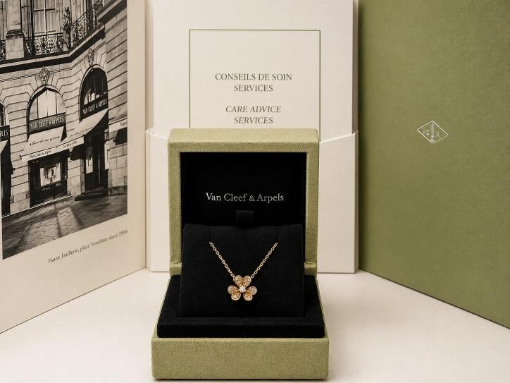 Van Cleef & Arpels Frivole Mini Diamond Pendant Necklace 18K Gold Box Paper: Condition: Pre-owned - Excellent,Number of Diamonds: 25,Pendant Shape: Flower,Closure: Lobster,Occasion: Anniversary,Main Stone Color: White,Metal: Yellow Gold,Secondary Stone: Diamond,Necklace Length