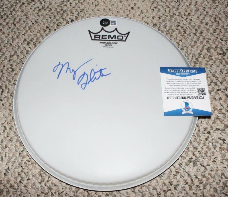 MEG WHITE THE WHITE STRIPES SIGNED 10" DRUMHEAD BECKETT COA DRUMMER BAND BAS: Original/Reproduction: Original,Object Type: Drumhead,Autograph Authentication: Beckett,Industry: Music,Country of Origin: United States