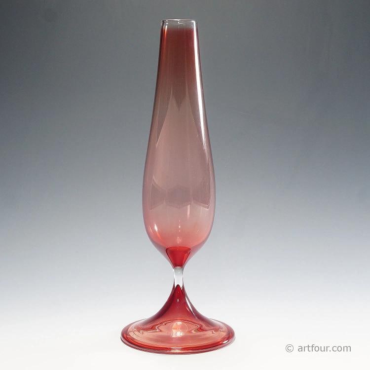 Tulip Vase by Nils Landberg for Orrefors, Sweden ca. 1957: Condition: Used,Brand: ArtGlass,Type: Vase,Country of Origin: Sweden Stylish 'Tulip' vase with elongated, fluting body on a slender column and flaring base in light red and clear coloration. Designed