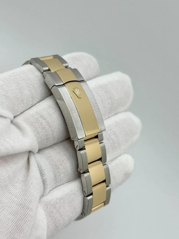 2024 Rolex Datejust 41 126303 Champagne Dial 18K Yellow Gold Steel Box Papers - 7