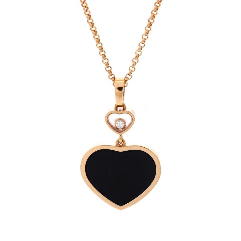 Chopard Happy Hearts Pendant Necklace 18K Rose Gold with Onyx and 1 Floating: Measurements: Length: 16.25 - 17.5 ", Pendant Length: 31 mm, Pendant Width: 19 mm . Condition: Pre-owned - Good,Brand: Chopard,Main Stone: Onyx,Metal: 18K Rose Gold,Metal Purity: 18K,Style: