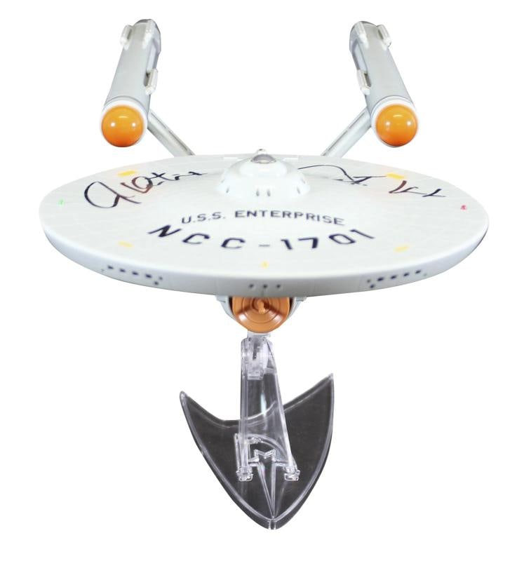 William Shatner Star Trek "Captain Kirk" Signed USS Enterprise NCC-1701 BAS Wit - 5
