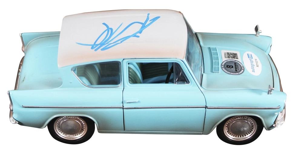 Daniel Radcliffe Harry Potter Signed Jada 1959 Ford Anglia Die Cast Car BAS - 7