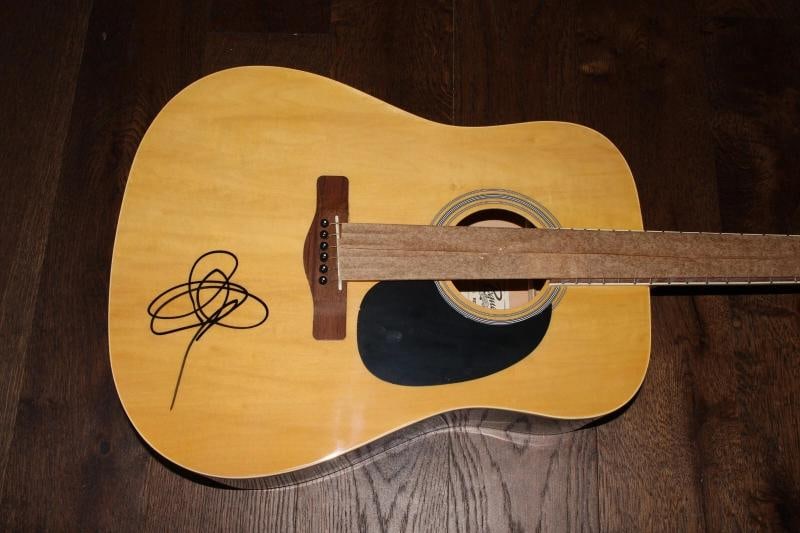 JOHN FRUSCIANTE SIGNED RED HOT CHILI PEPPERS ACOUSTIC GUITAR BECKETT COA RHCP - 4