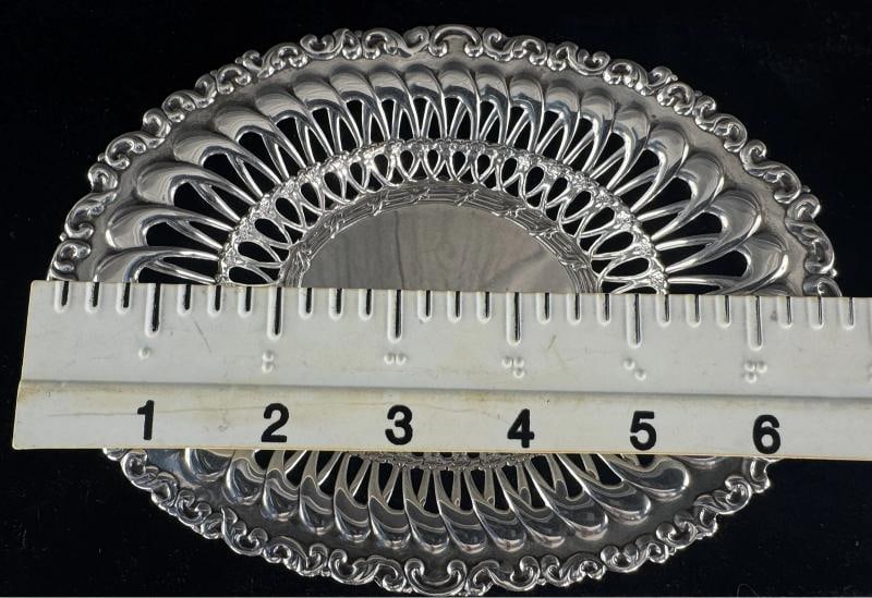 Excellent Whiting Sterling Silver Louis XV Pierced Openwork Oval Shell Foot Bowl - 6