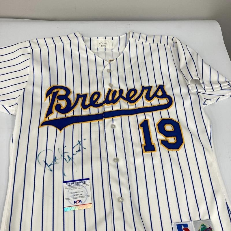 Robin Yount Signed 1992 Game Issued Milwaukee Brewers Jersey PSA DNA & MEARS COA: Sport: Baseball,Player: Robin Yount,Signed: Yes,Autograph Authentication: Professional Sports Authenticator (PSA),Original/Reprint: Original,Product: Jersey,Team: Milwaukee Brewers,Country of Origin:
