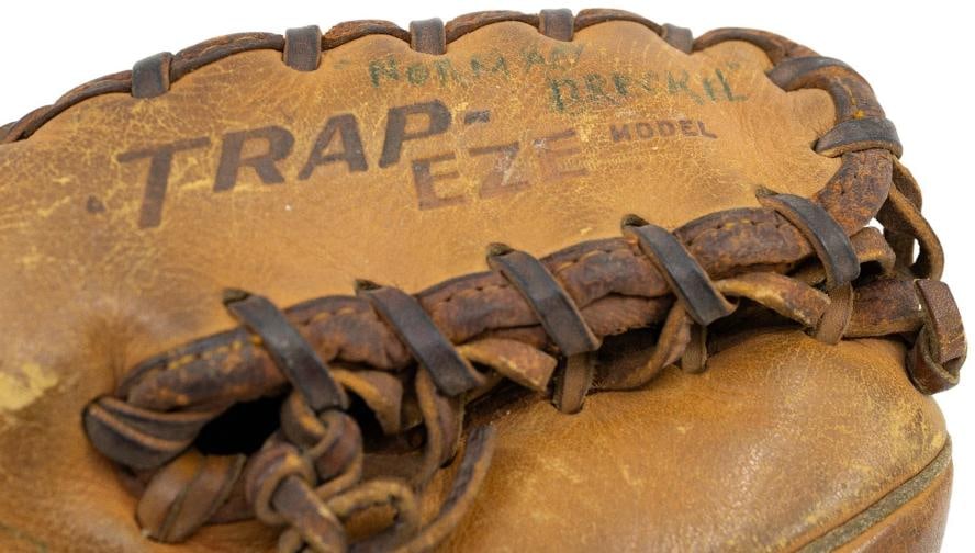Lefty Gomez Signed Vintage 1950's Rawlings Baseball Glove PSA DNA COA - 4
