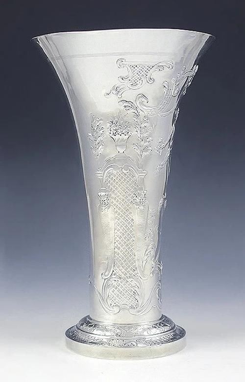 Superb c1900 American Sterling Silver Classical Greco-Roman Motif Trumpet Vase - 3