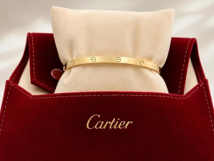 New Cartier LOVE Bracelet Small Model Size 16 18k Yellow Gold Box COA Receipt - 3