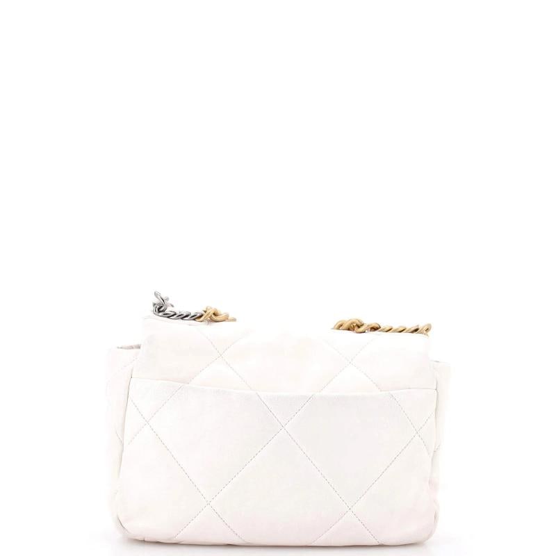 Chanel 19 Flap Bag Quilted Leather Medium - 3