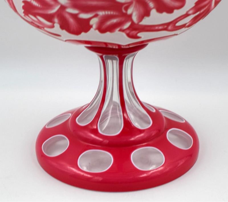 Fine Bohemian/Moser Cameo Cut & Engraved Centerpiece, Pink, Circa 1900 - 3