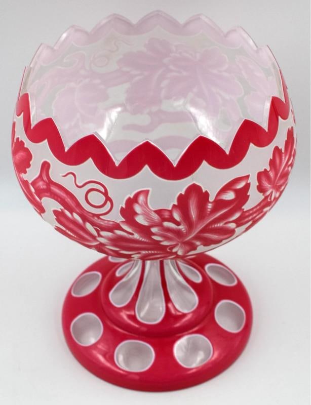 Fine Bohemian/Moser Cameo Cut & Engraved Centerpiece, Pink, Circa 1900 - 4