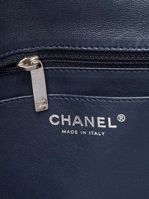 Chanel Dark Blue Quilted Patent Leather Classic Jumbo Single Flap Bag - 8