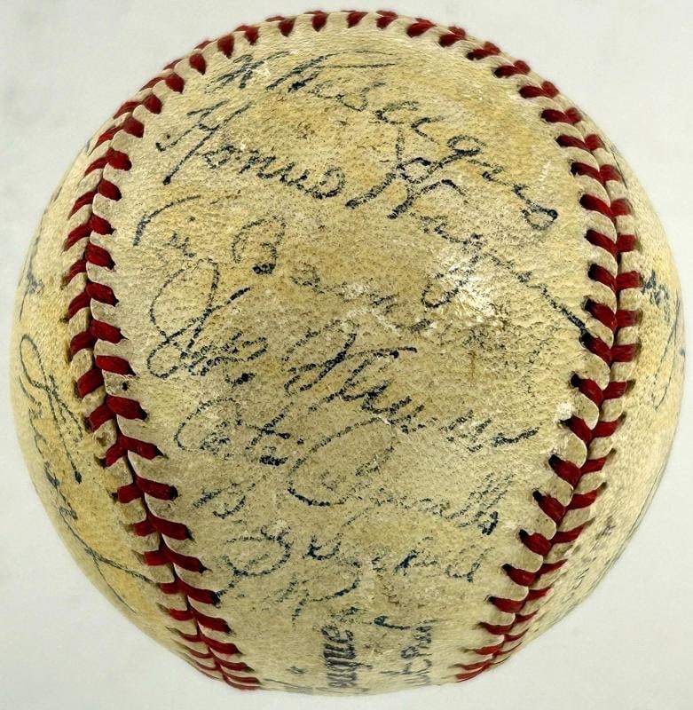Honus Wagner 1945 Pittsburgh Pirates Team Signed National League Baseball BAS (1 of 7)