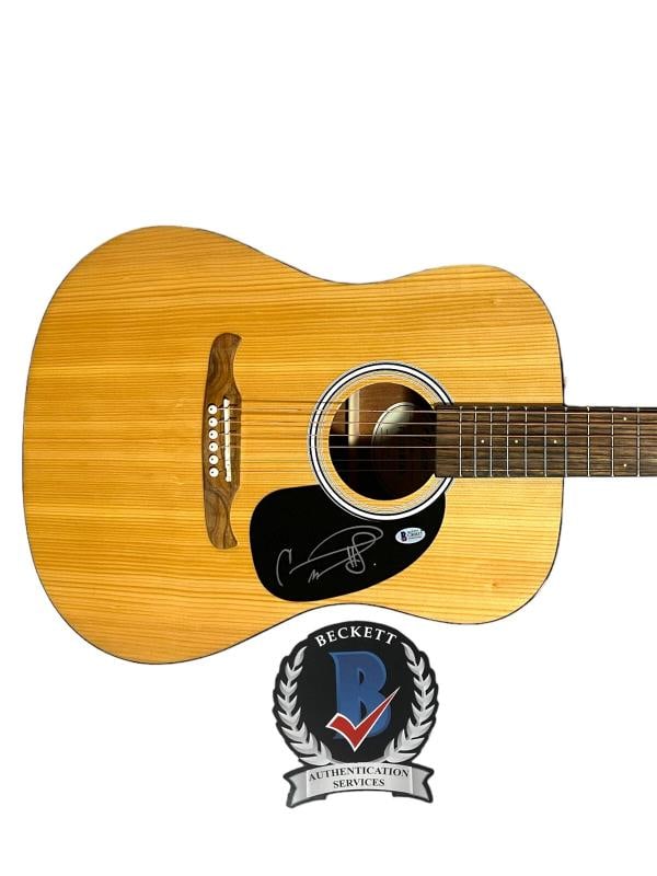 CARRIE UNDERWOOD SIGNED AUTOGRAPH FENDER ACOUSTIC FULL SIZE GUITAR BECKETT BAS (1 of 2)