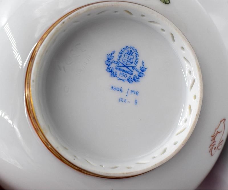 Herend Hand Painted "Ming Dynasty" Teapot - 7