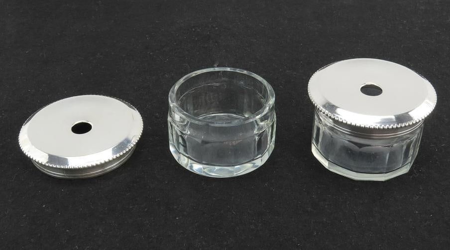 19th Century English Silverplate Inkwell Stand Desk Piece 2 Inkwells 8 1/2" Long - 4