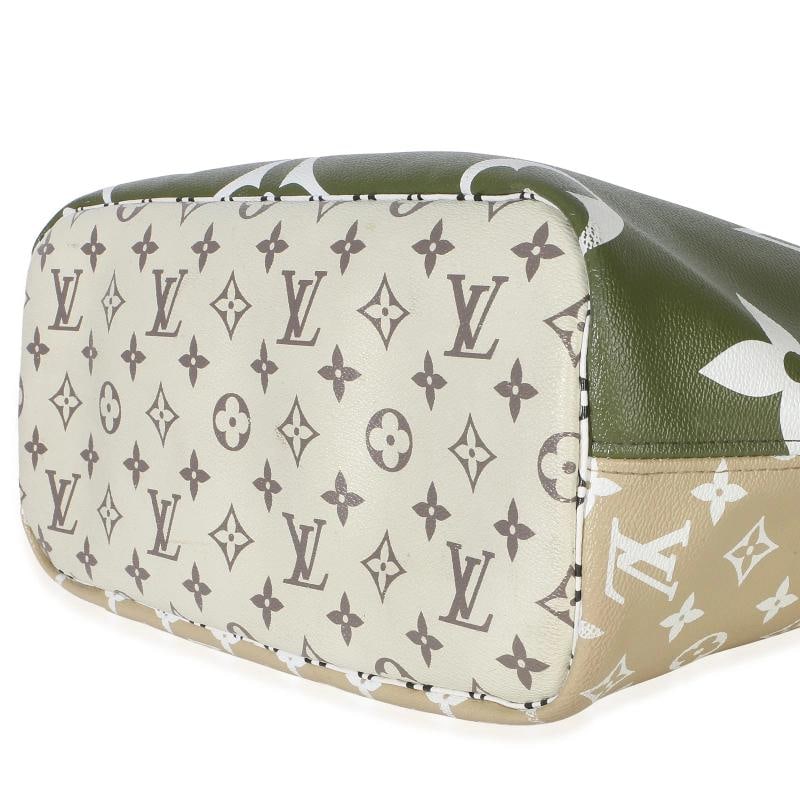 Louis Vuitton Kaki Monogram Giant Neverfull MM - 6