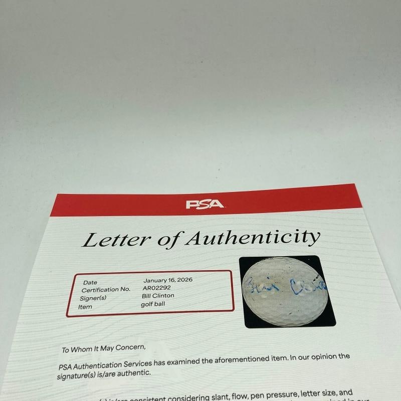 President Bill Clinton Signed Titleist 8 Golf Ball PSA DNA COA - 8