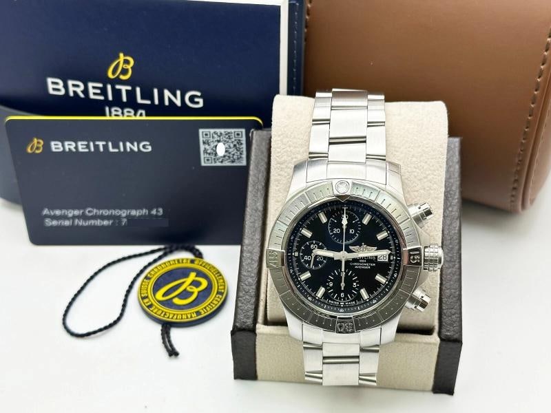 Breitling Avenger Chronograph 43 A13385 Stainless Steel Box Paper: Condition: Pre-owned - Excellent,Country of Origin: Switzerland,Bezel Color: Silver,Year Manufactured: 2020-Now,Band/Strap: Bracelet,Case Color: Silver,Department: Men,Caseback: Solid,Watch Shape: