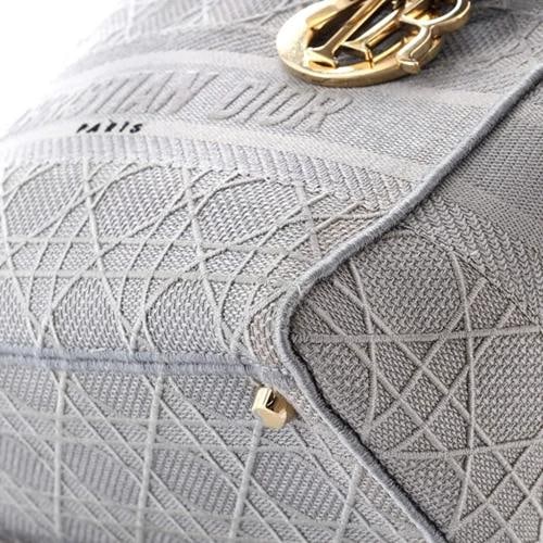 Christian Dior Lady D-Lite Bag Cannage Embroidered Canvas Medium - 7