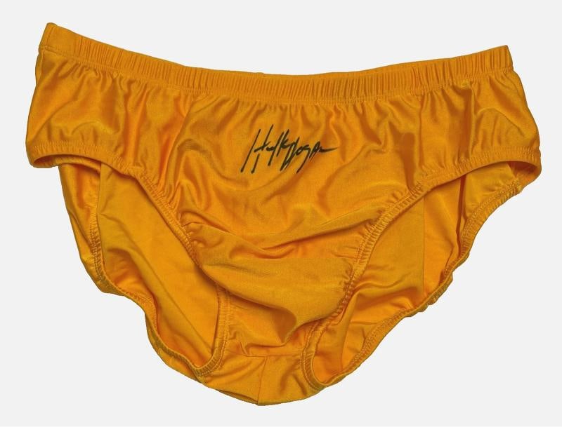 Hulk Hogan Signed WWE Yellow Trunks BAS Beckett Witnessed: Sport: Wrestling,League: WWE,Player: Hulk Hogan,Signed: Yes,Autograph Authentication: Beckett Authentication Services (BAS),Product: Trunks,Country of Origin: United States