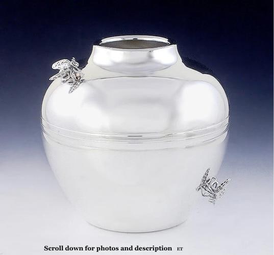 Fabulous English Sterling Silver Vase or Pot by Thistle & Bee: Condition: Used: An item that has been used previously. See the sellerÃ¢â‚¬â„¢s listing for full details and description of any imperfections. ,Object Type: