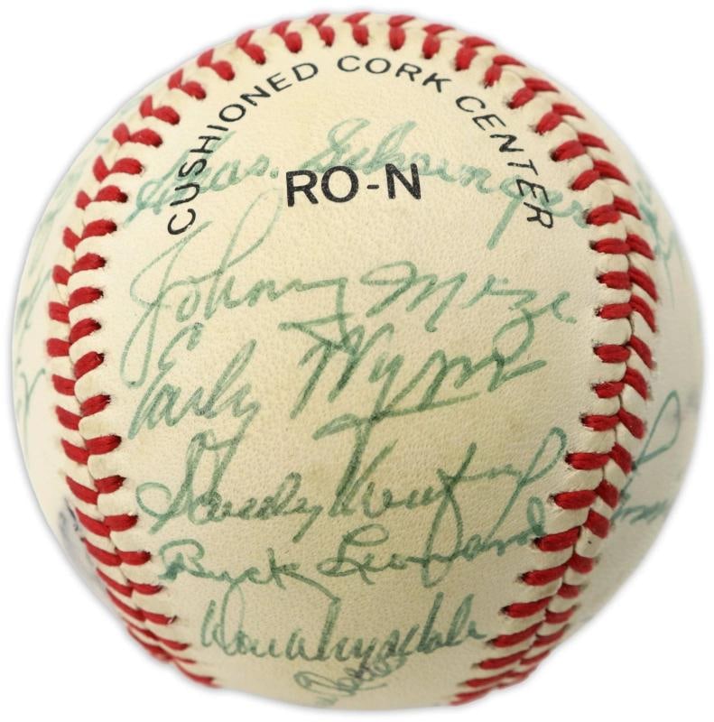 Sandy Koufax Hall Of Fame Multi Signed Baseball 24 Sigs PSA DNA COA (1 of 7)