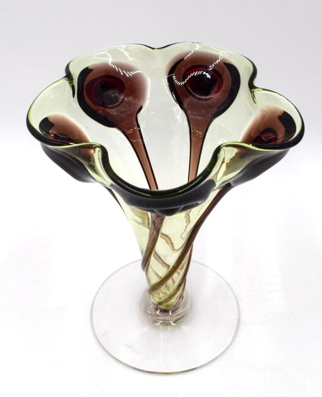 Stuart & Sons Art Nouveau Cairngorm Peacock Eye Art Glass Vase, Circa 1900 - 4